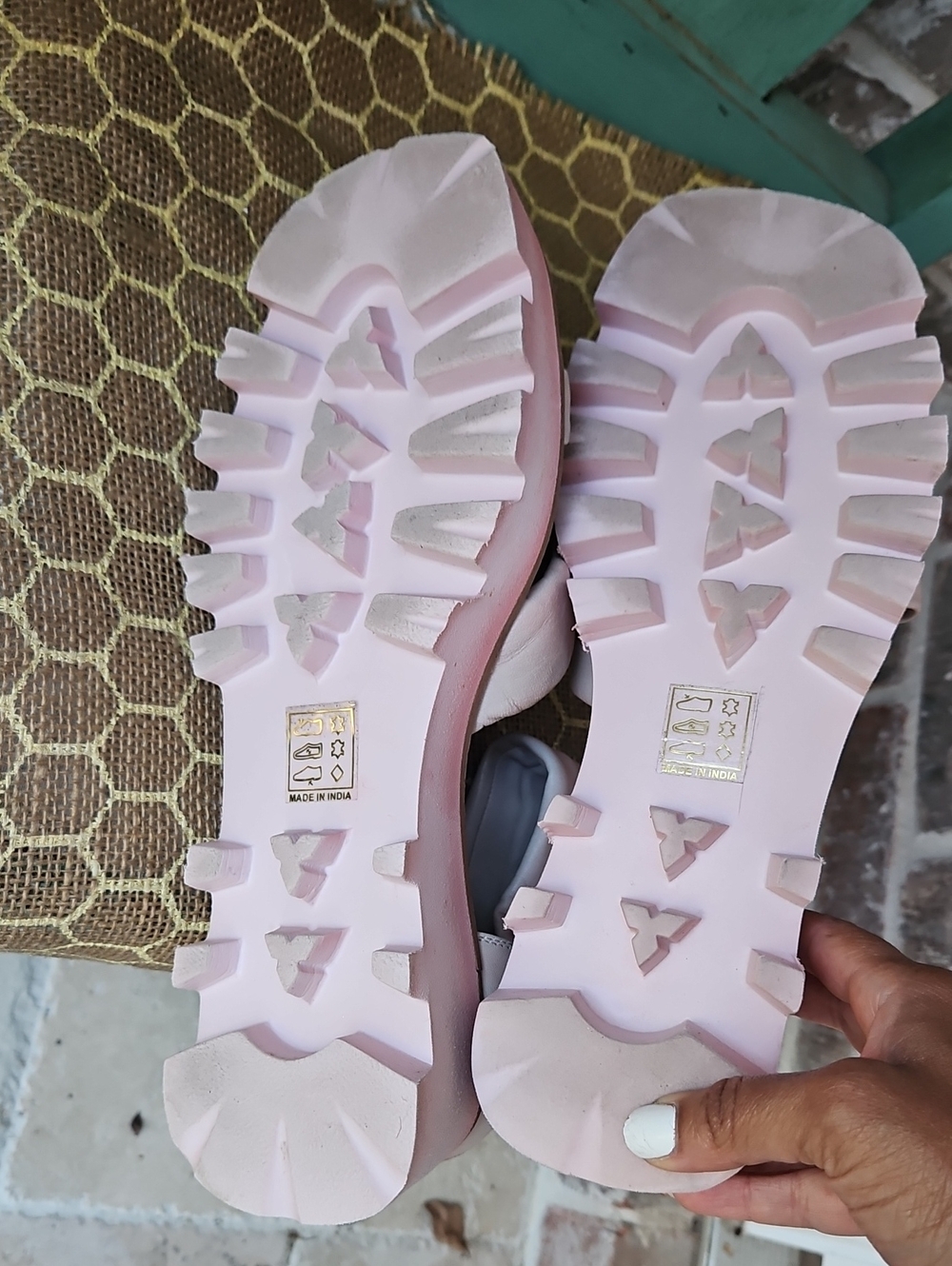Free People Maddox Comfy Boho Light Pink Lug Sole Platform Sandals Size 40 - Picture 5 of 6